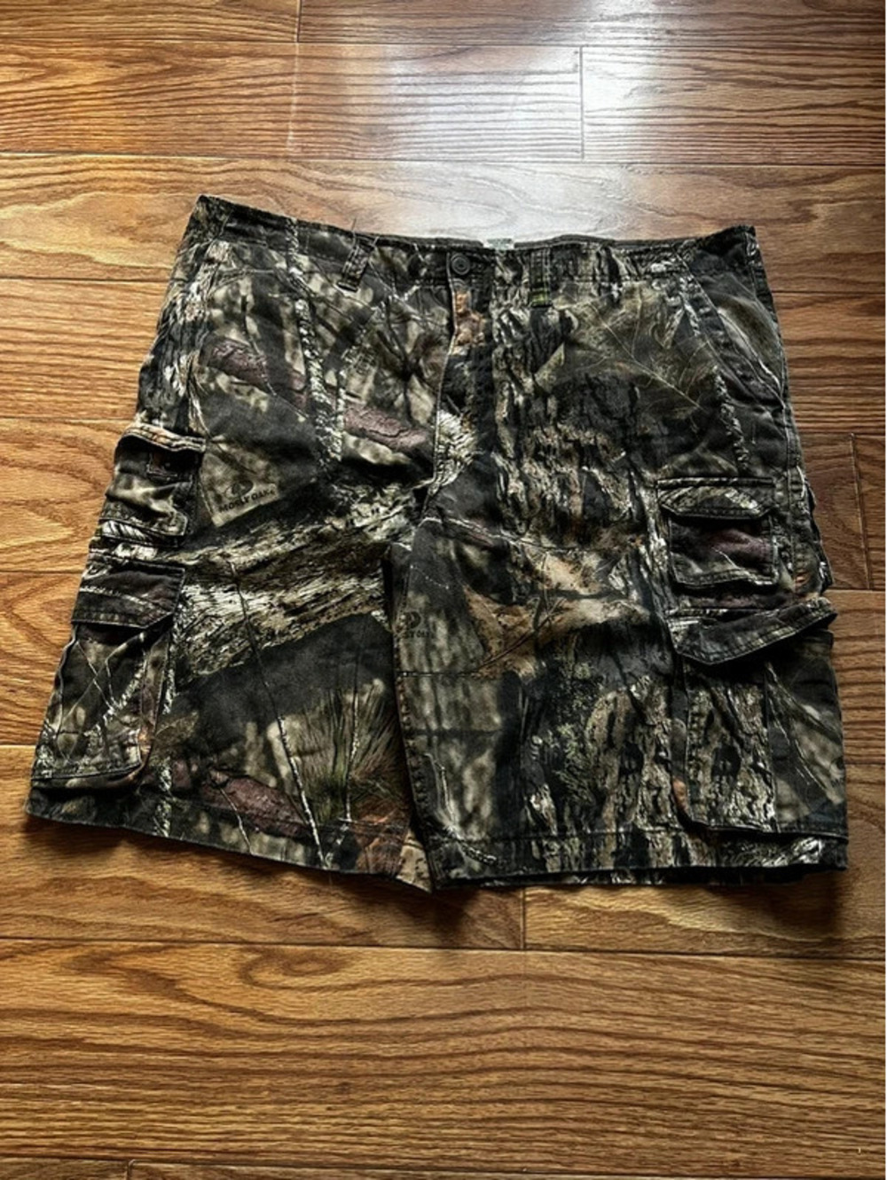 vintage camo y2k baggy cargo shorts